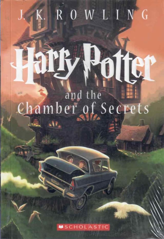 HARRY POTTER AND THE CHAMBER OF SECRETS BOOK 2